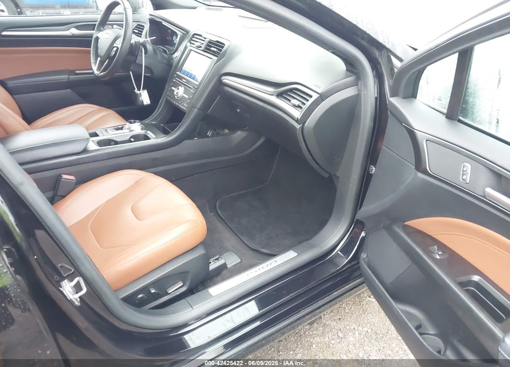 2019 FORD FUSION VIN: 3FA6P0D92KR125864