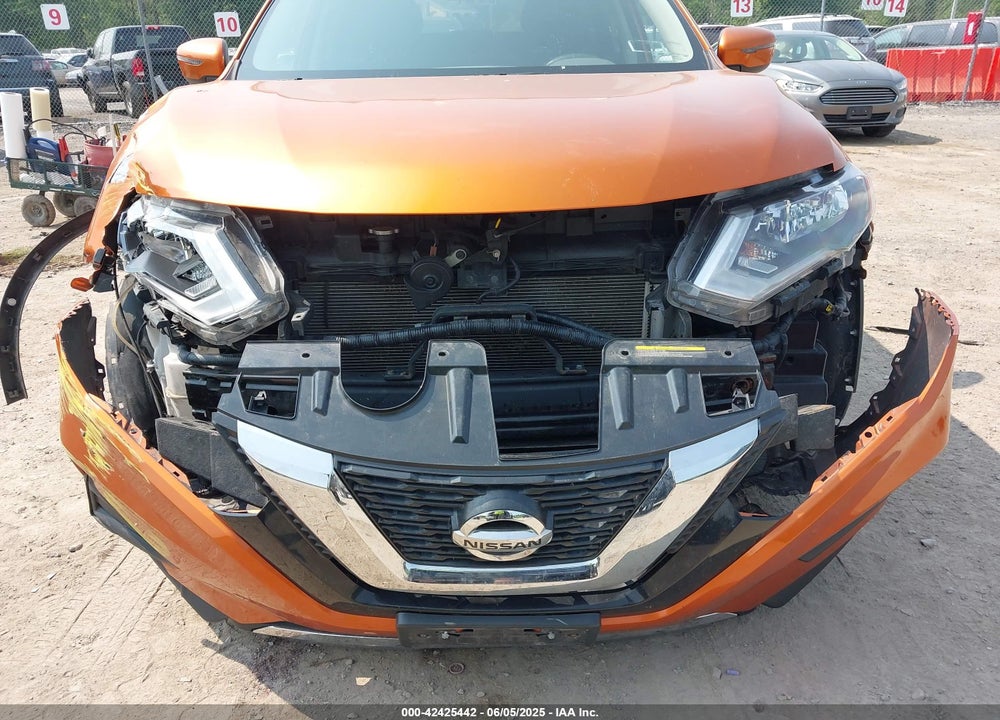 2017 NISSAN ROGUE VIN: JN8AT2MV5HW008931