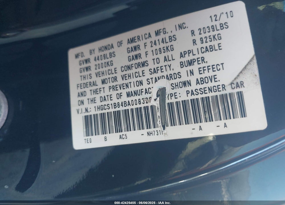 2011 HONDA ACCORD VIN: 1HGCS1B84BA008326