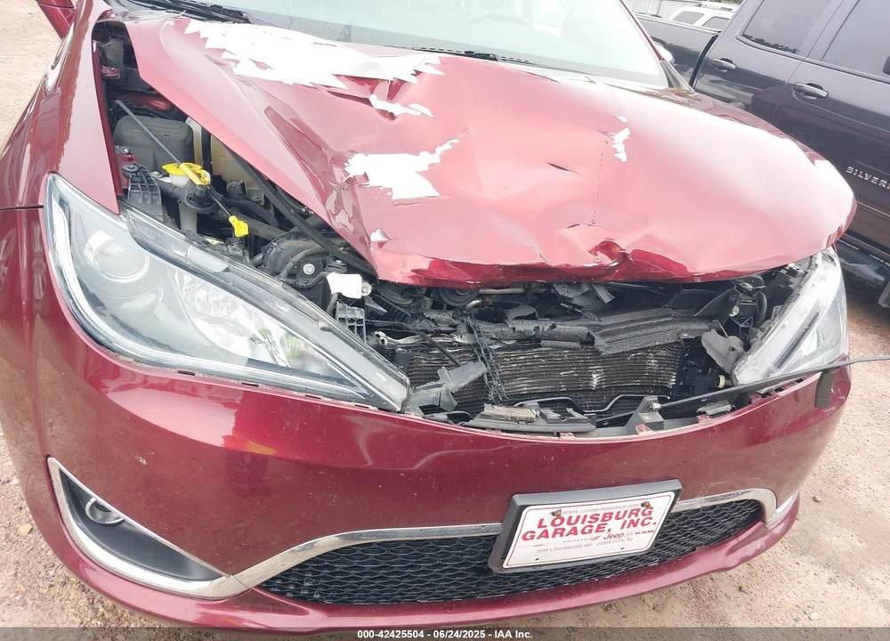 2017 CHRYSLER PACIFICA LIMITED VIN: 2C4RC1GG1HR545374