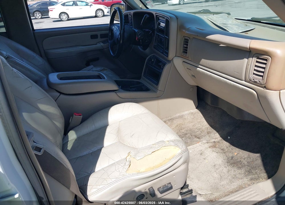 2003 CHEVROLET TAHOE LT VIN: 1GNEK13T33J238443