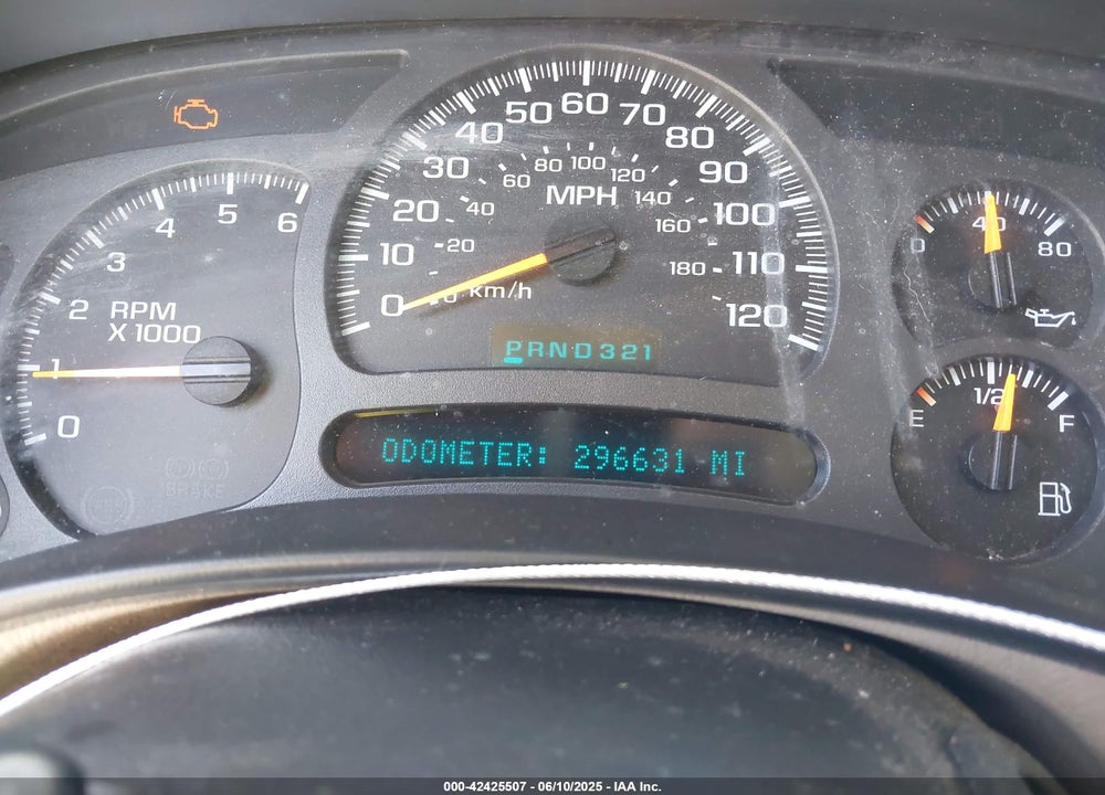 2003 CHEVROLET TAHOE LT VIN: 1GNEK13T33J238443