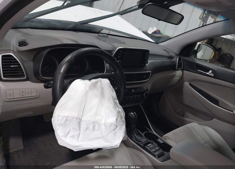 2020 HYUNDAI TUCSON VIN: KM8J2CA46LU135560