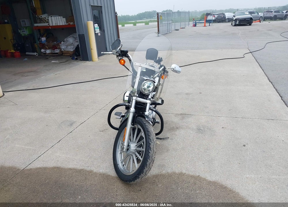 2009 HARLEY-DAVIDSON XL883 L VIN: 1HD4CR2139K440099
