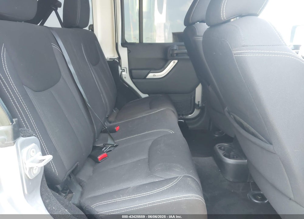 2014 JEEP WRANGLER UNLIMITED VIN: 1C4BJWFGXEL182177