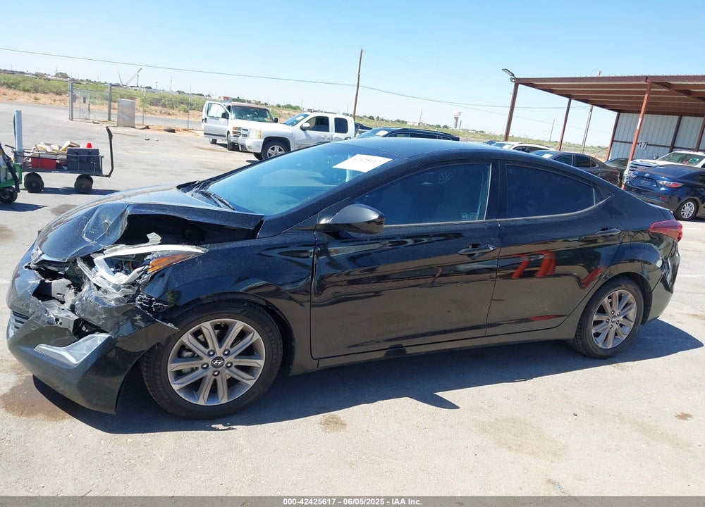2016 HYUNDAI ELANTRA VIN: KMHDH4AE6GU636626