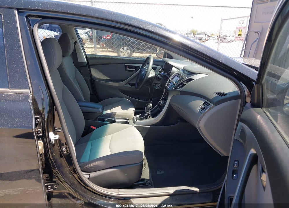 2016 HYUNDAI ELANTRA VIN: KMHDH4AE6GU636626