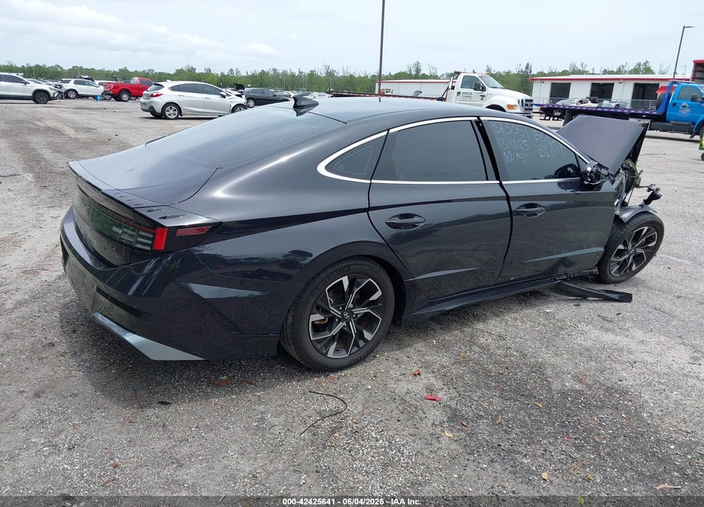 2024 HYUNDAI SONATA VIN: KMHL64JAXRA373351