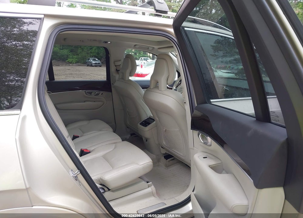 2016 VOLVO XC90 VIN: YV4A22PK9G1054528