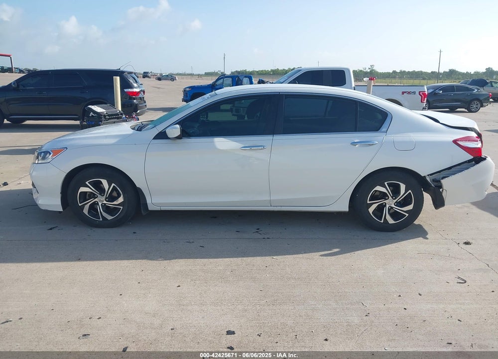 2016 HONDA ACCORD VIN: 1HGCR2F37GA165355