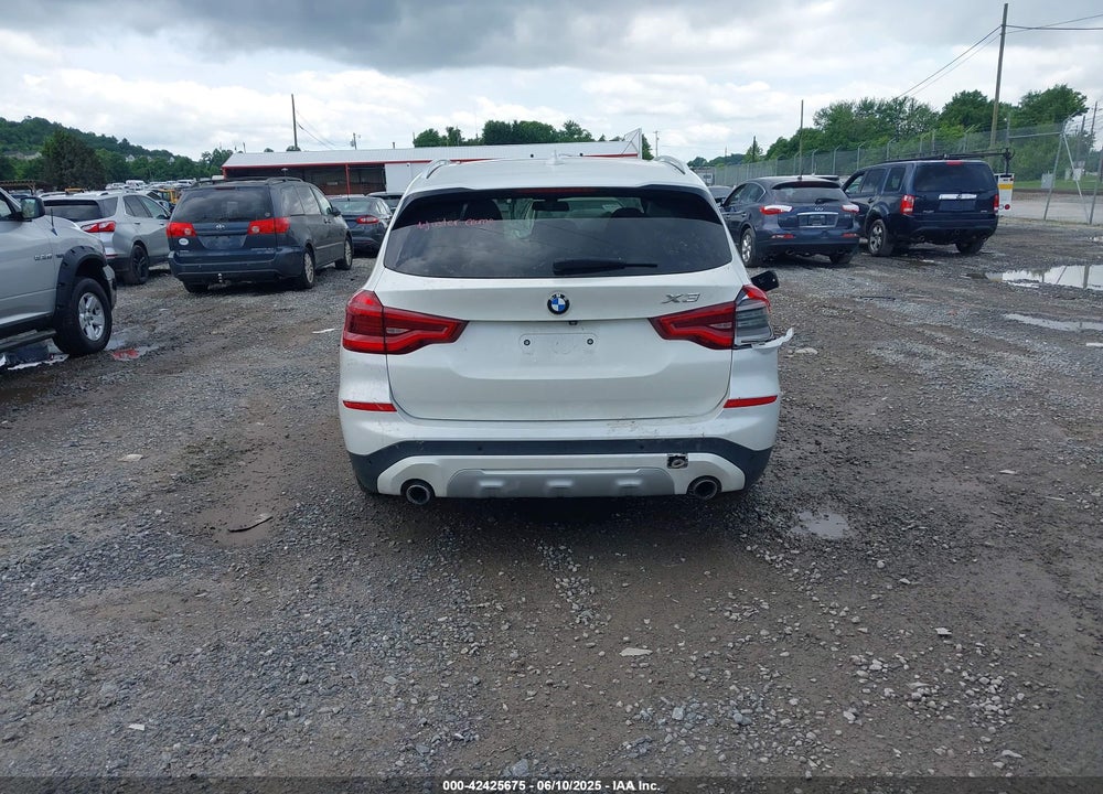 2018 BMW X3 VIN: 5UXTR9C51JLC82858