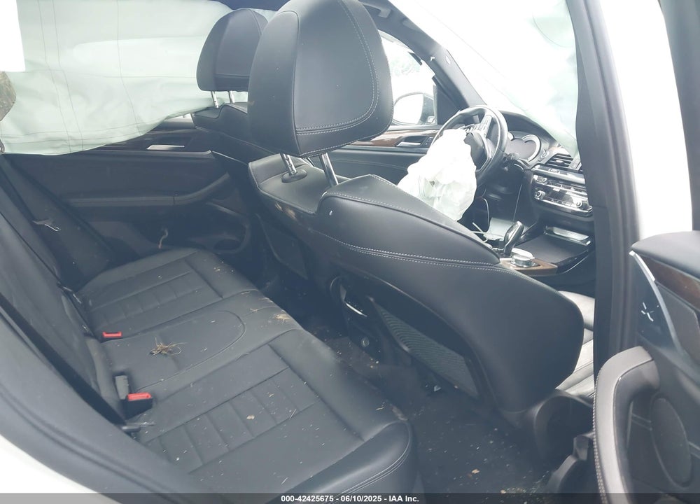 2018 BMW X3 VIN: 5UXTR9C51JLC82858