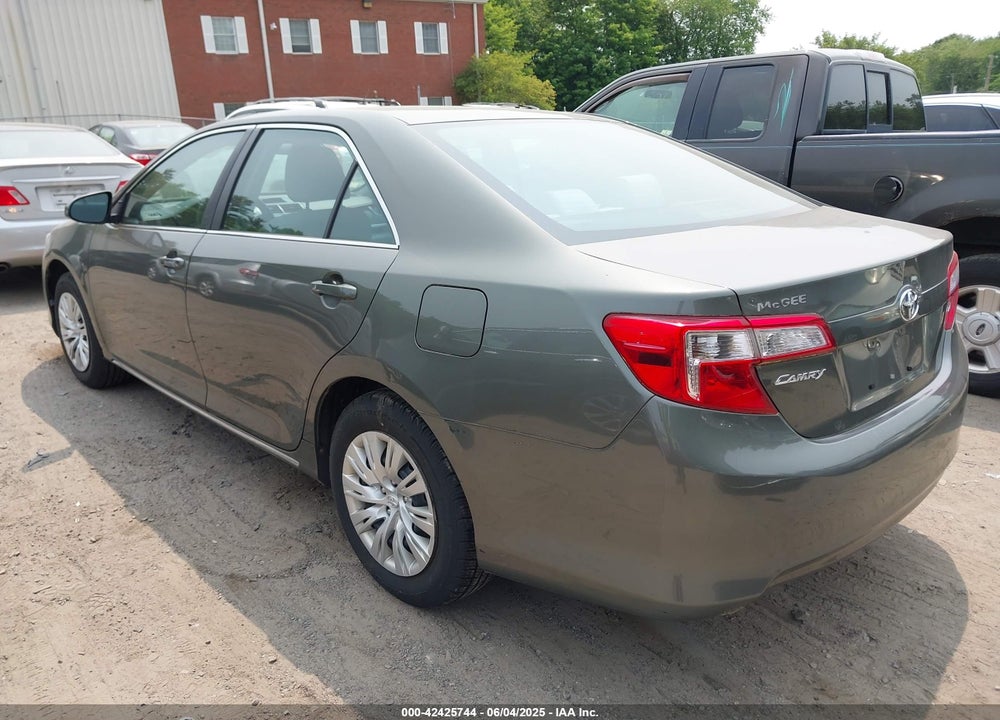 2013 TOYOTA CAMRY LE VIN: 4T4BF1FK8DR335013
