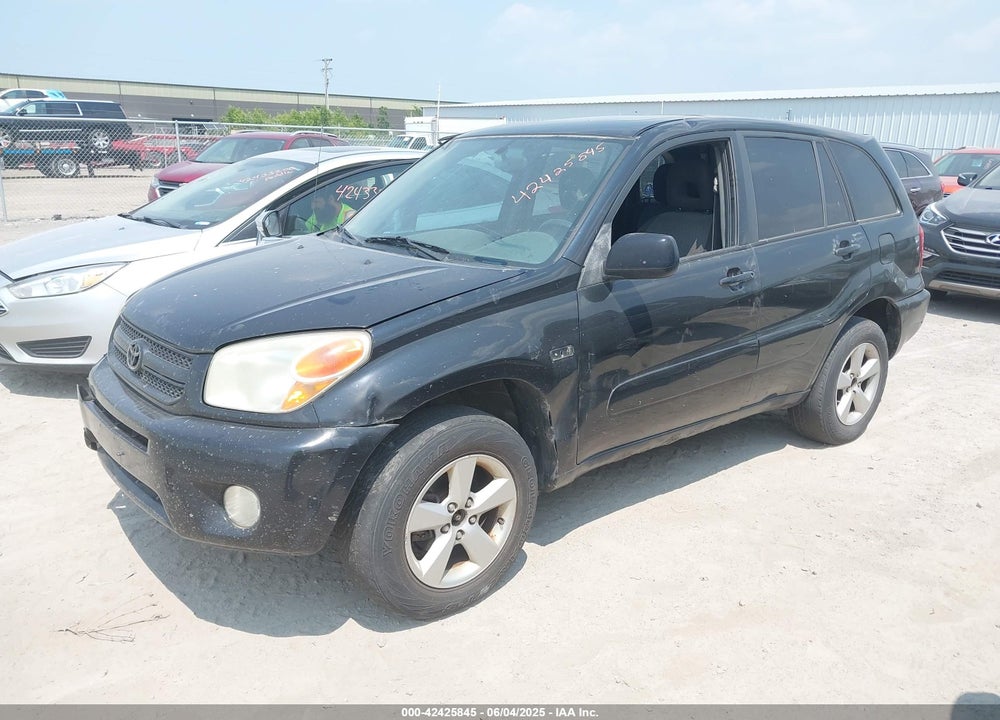 2005 TOYOTA RAV4 VIN: JTEHD20V356025974