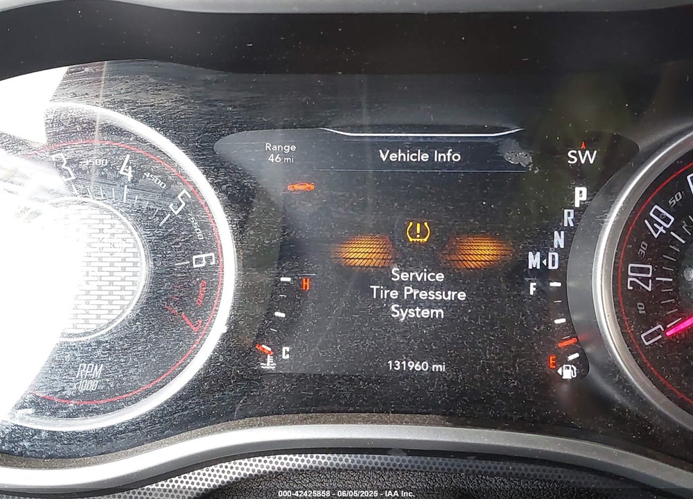 2015 DODGE CHALLENGER VIN: 2C3CDZBG2FH823022