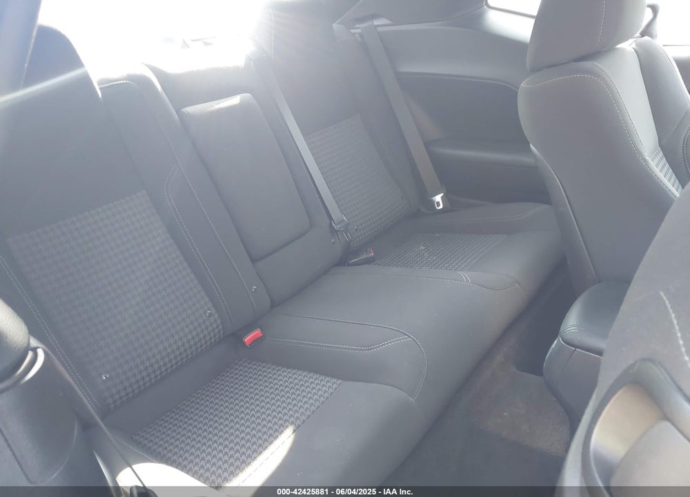 2018 DODGE CHALLENGER VIN: 2C3CDZAG8JH276686