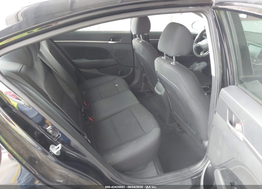 2019 HYUNDAI ELANTRA SEL VIN: 5NPD84LF0KH476336