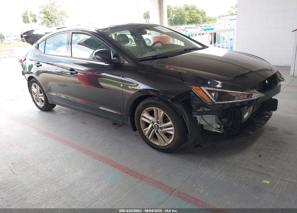 2019 HYUNDAI ELANTRA SEL VIN: 5NPD84LF0KH476336