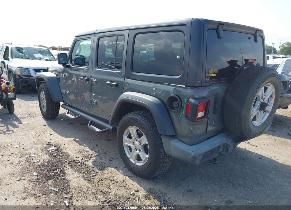 2018 JEEP WRANGLER UNLIMITED SPORT S 4X4 VIN: 1C4HJXDG5JW298947