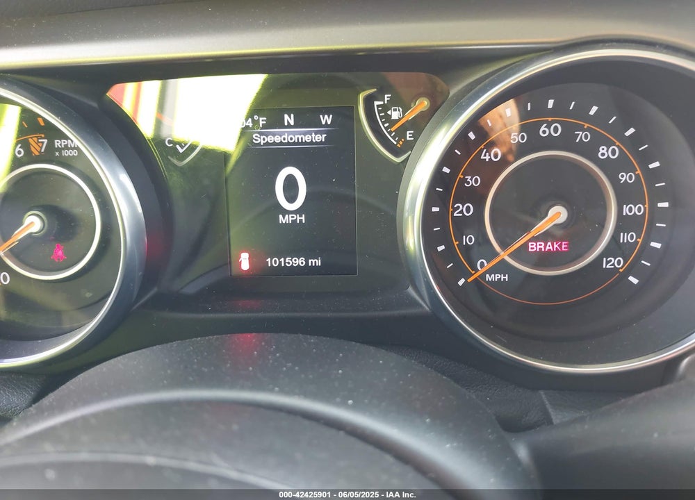 2018 JEEP WRANGLER UNLIMITED SPORT S 4X4 VIN: 1C4HJXDG5JW298947