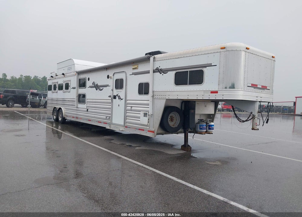 2009 PLATINUM MFG 4 HORSE VIN: 5HMXG352291004751