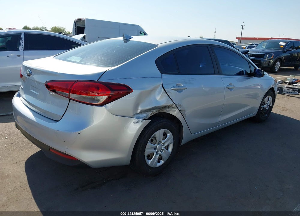 2017 KIA FORTE LX VIN: 3KPFK4A71HE064591