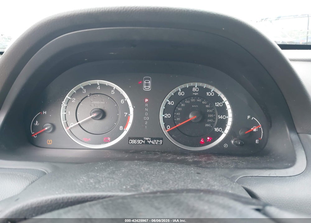 2010 HONDA ACCORD 2.4 EX-L VIN: 1HGCP2F87AA136642