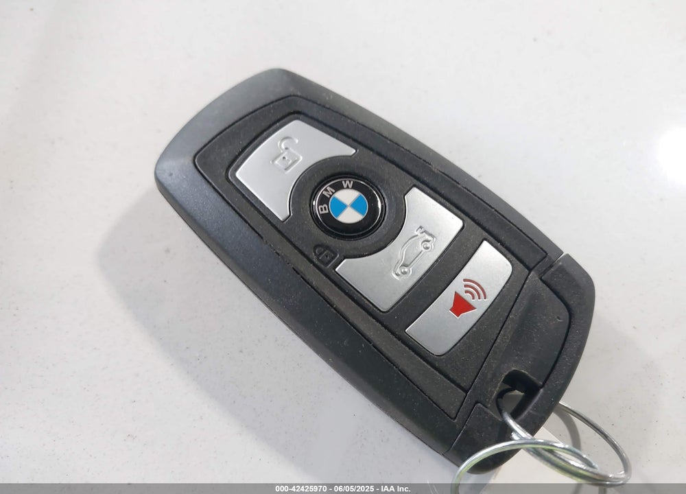 2012 BMW 528I VIN: WBAXG5C57CDX04205