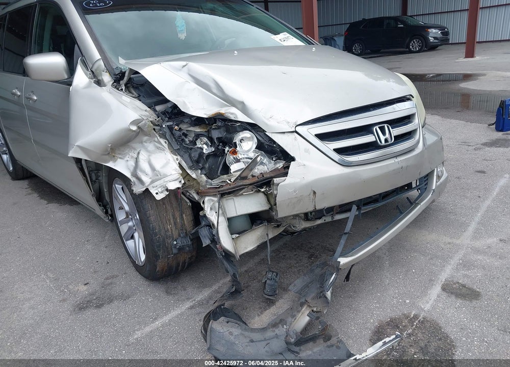 2005 HONDA ODYSSEY TOURING VIN: 5FNRL38885B038272