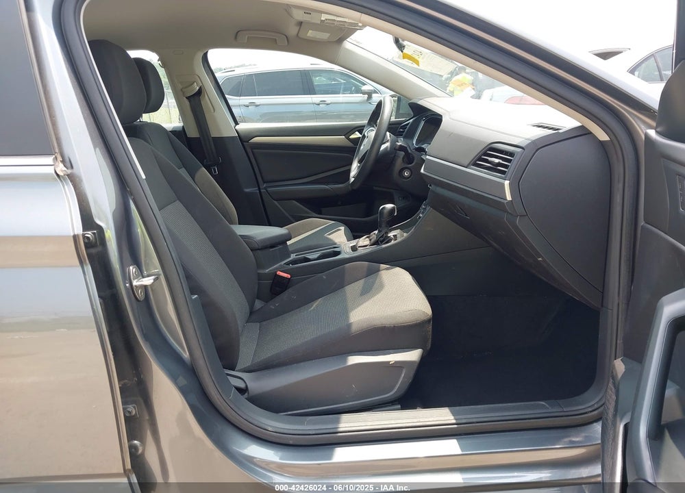 2019 VOLKSWAGEN JETTA VIN: 3VWC57BU0KM079335