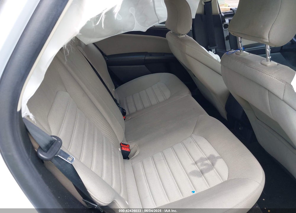 2019 FORD FUSION S VIN: 3FA6P0G77KR234914