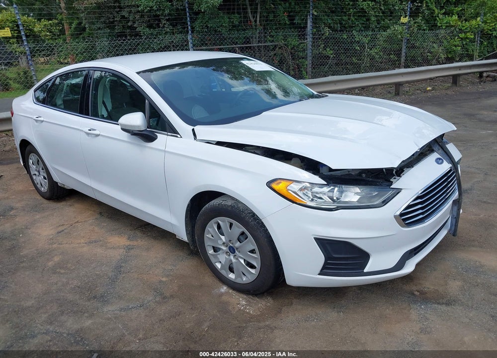 2019 FORD FUSION S VIN: 3FA6P0G77KR234914