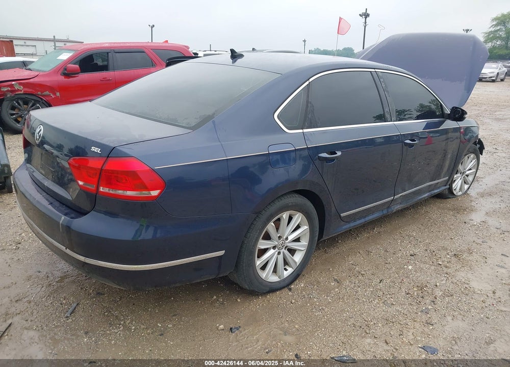 2013 VOLKSWAGEN PASSAT VIN: 1VWCH7A37DC056381