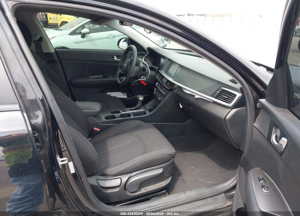 2020 KIA OPTIMA VIN: 5XXGT4L39LG404162