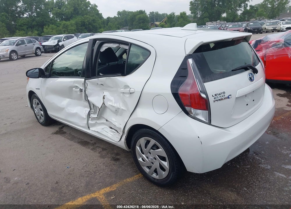 2015 TOYOTA PRIUS C VIN: JTDKDTB37F1587337