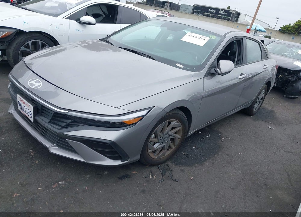 2024 HYUNDAI ELANTRA SEL VIN: KMHLM4DG8RU805925