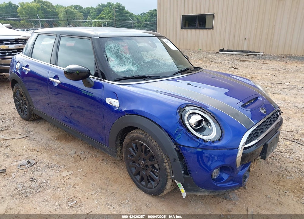 2021 MINI HARDTOP COOPER S VIN: WMWXU9C00M2N60370