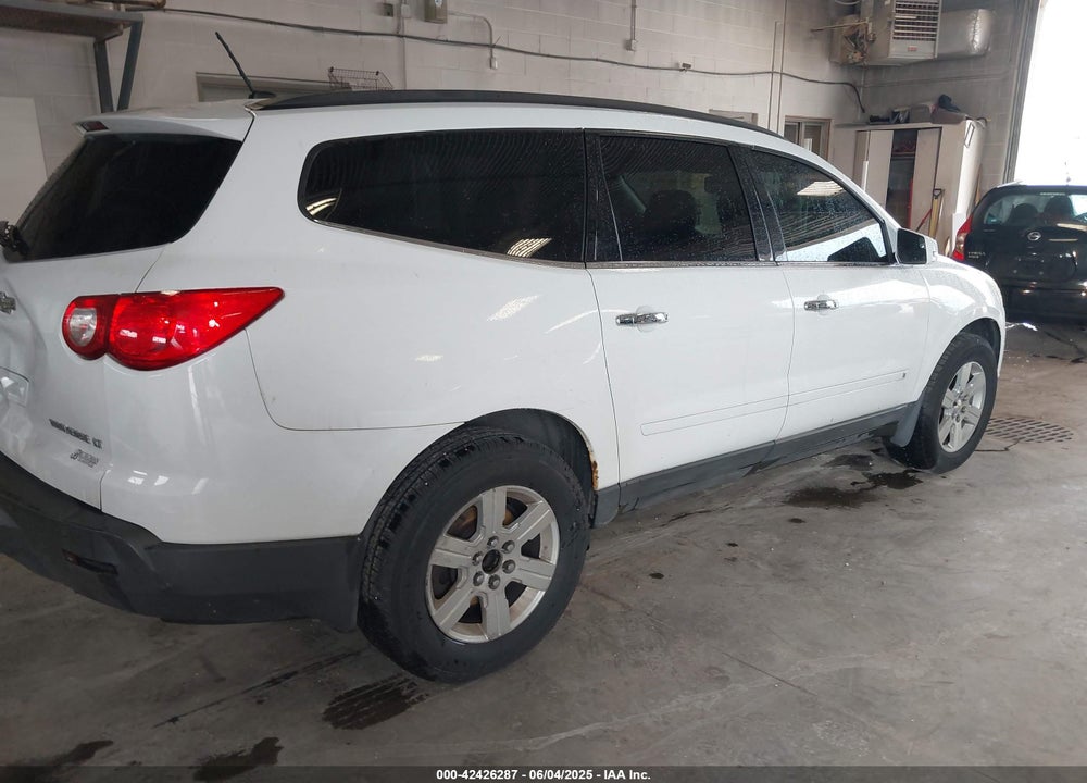 2010 CHEVROLET TRAVERSE LT VIN: 1GNLRGED0AS126721