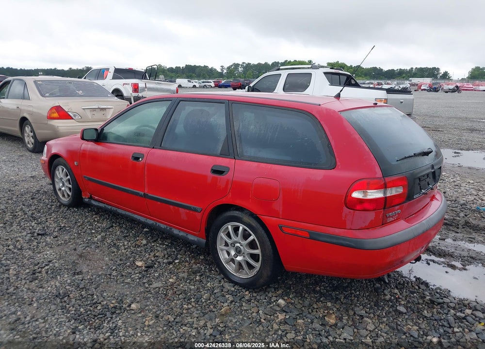 2001 VOLVO V40 A/SPORT EDITION VIN: YV1VW295X1F632284