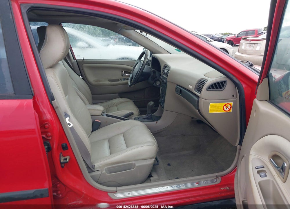 2001 VOLVO V40 A/SPORT EDITION VIN: YV1VW295X1F632284