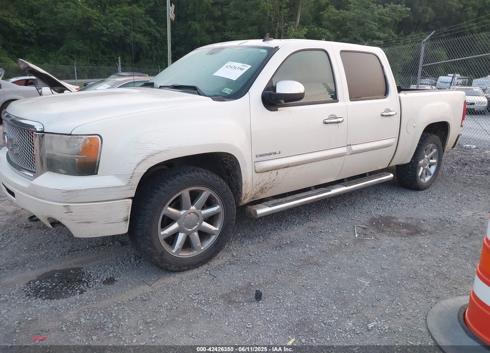 2013 GMC SIERRA 1500 DENALI VIN: 3GTP2XE25DG225253