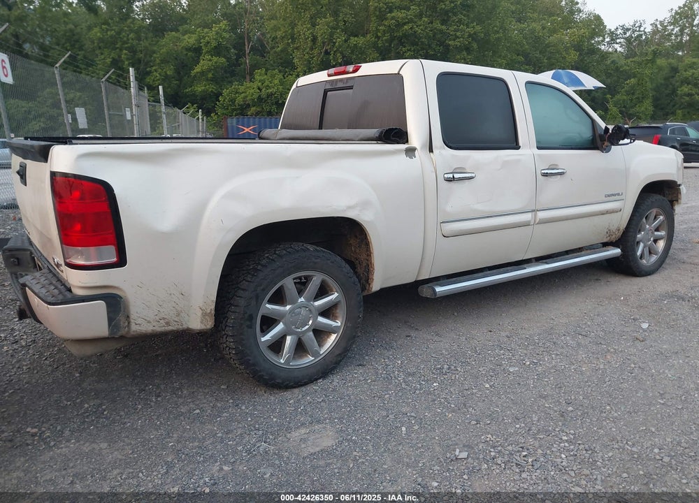 2013 GMC SIERRA 1500 DENALI VIN: 3GTP2XE25DG225253