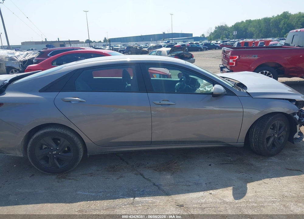2021 HYUNDAI ELANTRA VIN: KMHLM4AG8MU102774