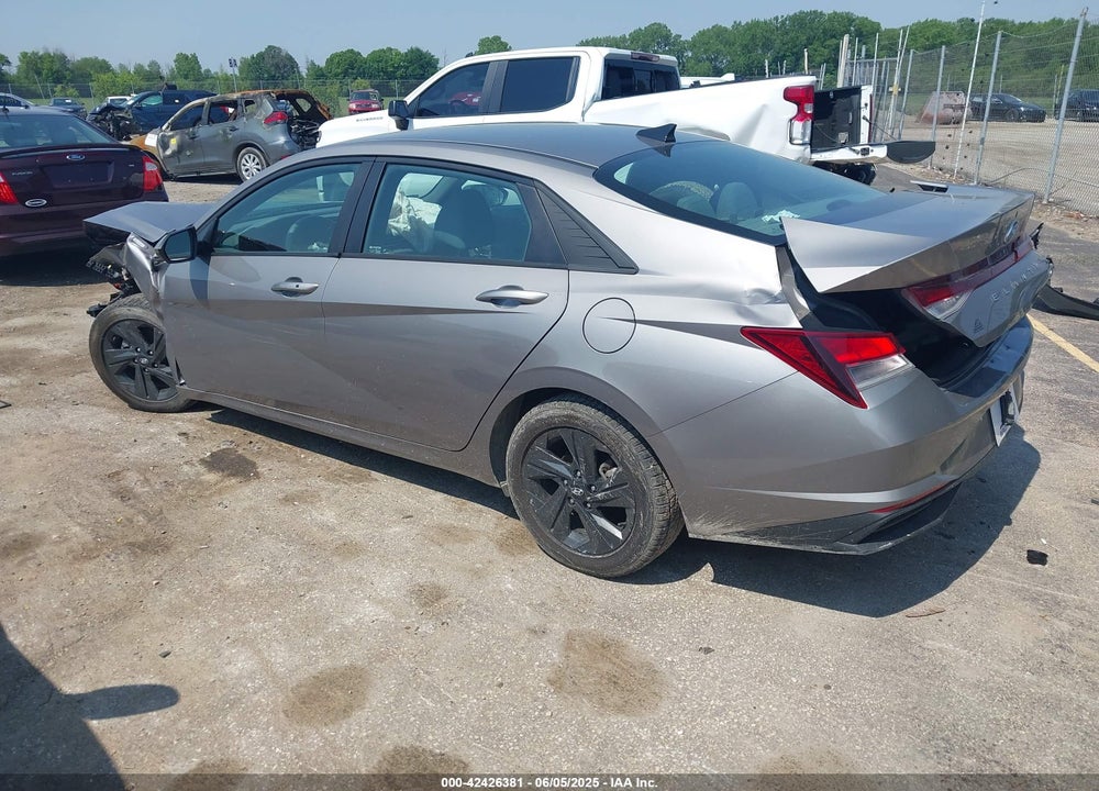 2021 HYUNDAI ELANTRA VIN: KMHLM4AG8MU102774