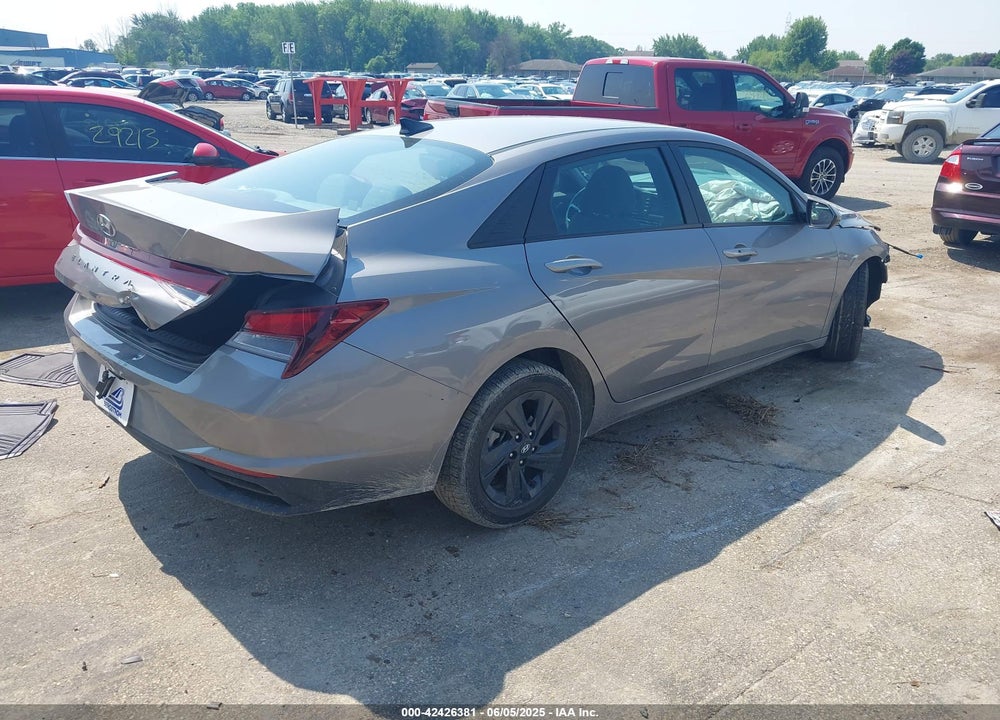 2021 HYUNDAI ELANTRA VIN: KMHLM4AG8MU102774