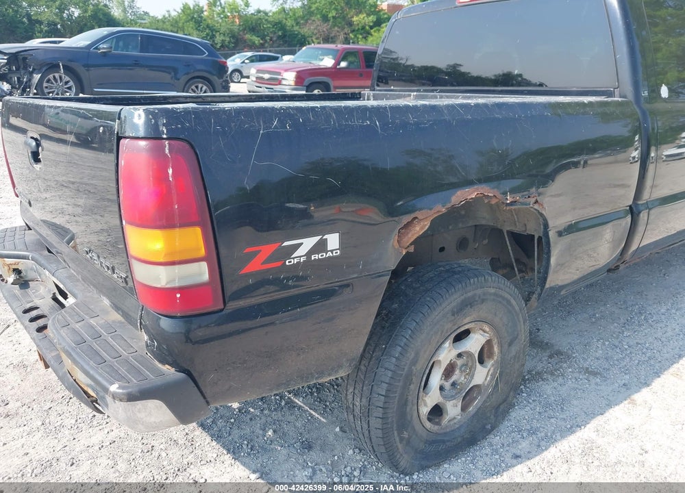 2001 CHEVROLET SILVERADO 1500 LS VIN: 2GCEK19T311298617