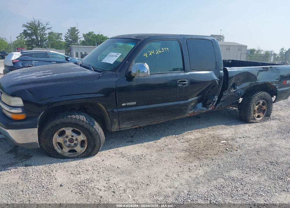 2001 CHEVROLET SILVERADO 1500 LS VIN: 2GCEK19T311298617