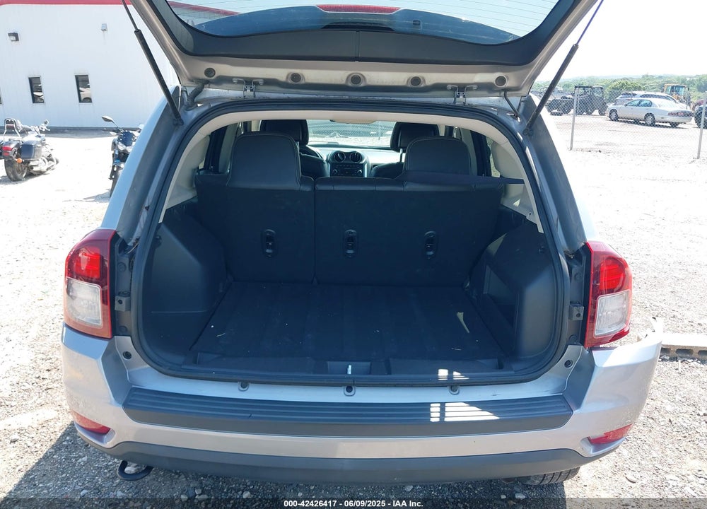 2014 JEEP COMPASS VIN: 1C4NJDEB8ED898481