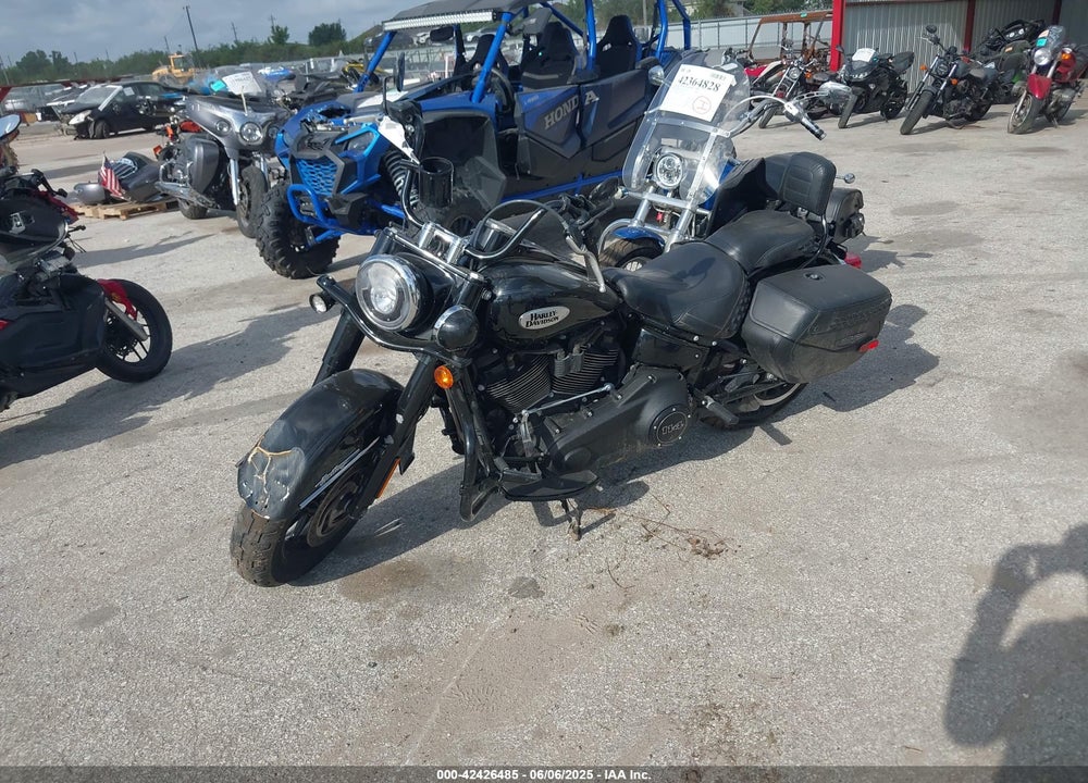 2022 HARLEY-DAVIDSON FLHCS VIN: 1HD1YBK1XNB049120
