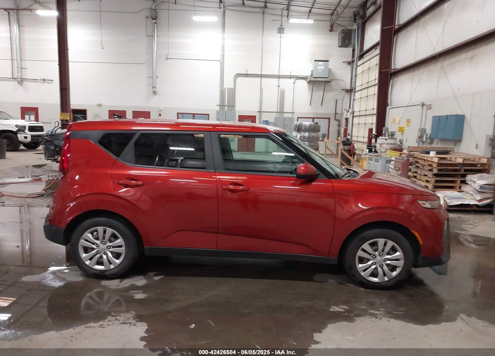 2021 KIA SOUL VIN: KNDJ23AU5M7749925